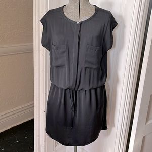 Vince Silky Black Drop Waist Short Sleeve Collarless Tunic Dress w Pockets sz XS